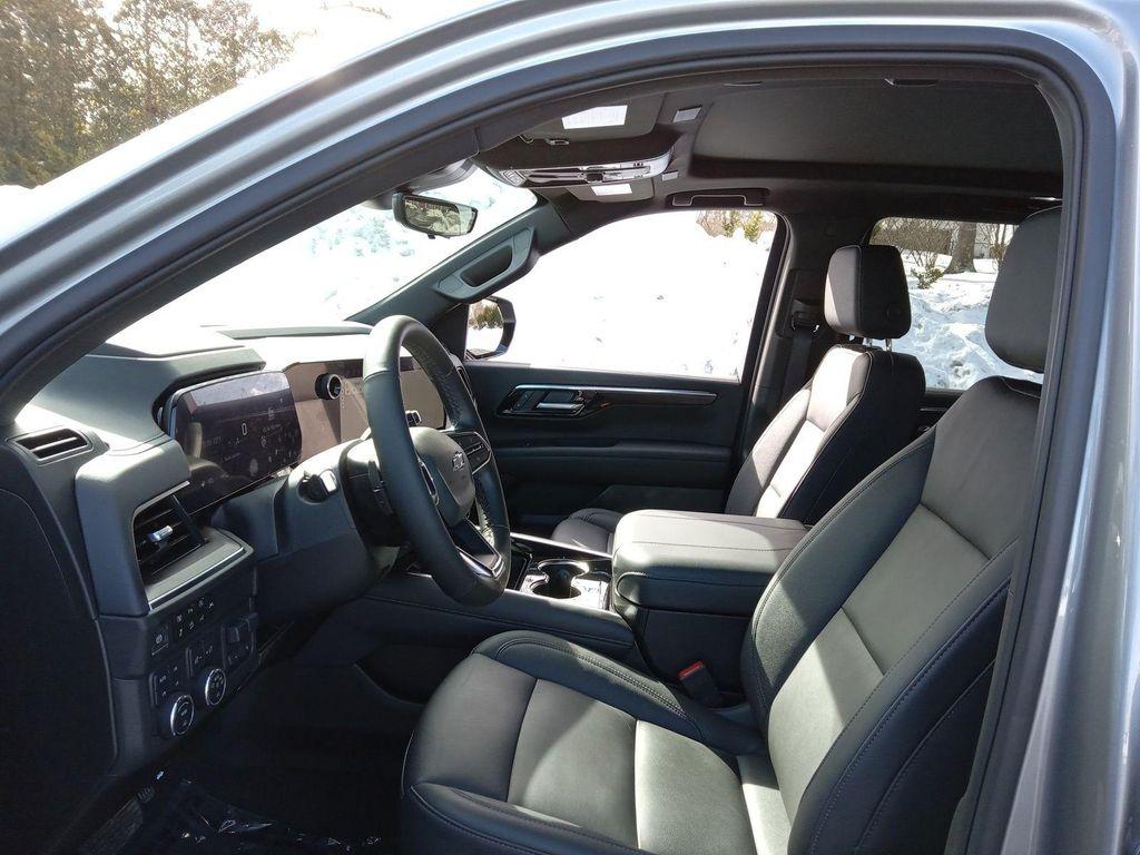 used 2025 Chevrolet Tahoe car, priced at $75,544