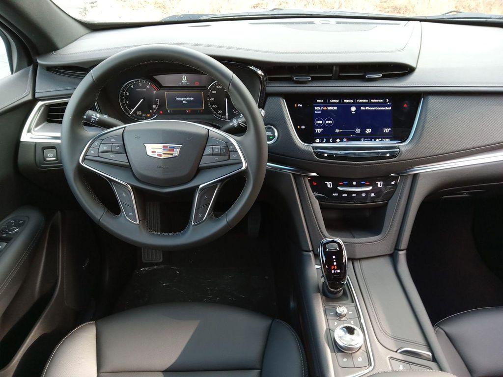 new 2026 Cadillac XT5 car, priced at $45,795