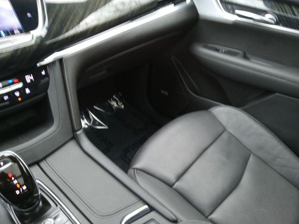 used 2020 Cadillac XT6 car, priced at $26,995