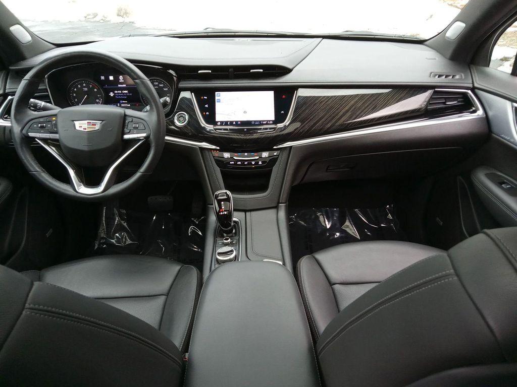 used 2020 Cadillac XT6 car, priced at $26,995