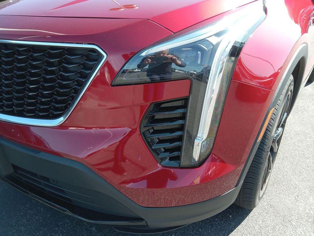 used 2023 Cadillac XT4 car, priced at $28,896