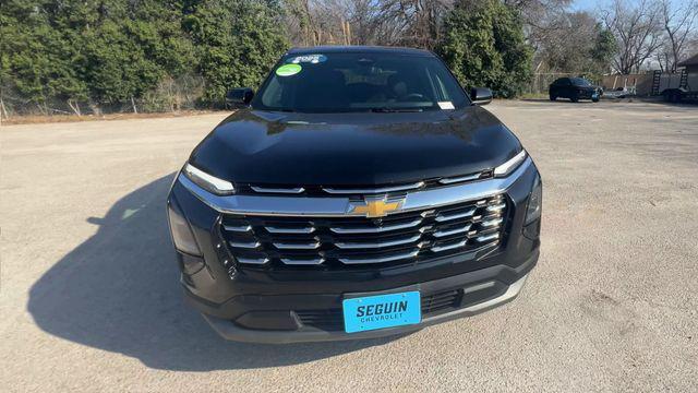 used 2025 Chevrolet Equinox car, priced at $25,000
