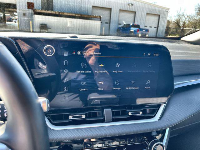 used 2025 Chevrolet Equinox car, priced at $25,000