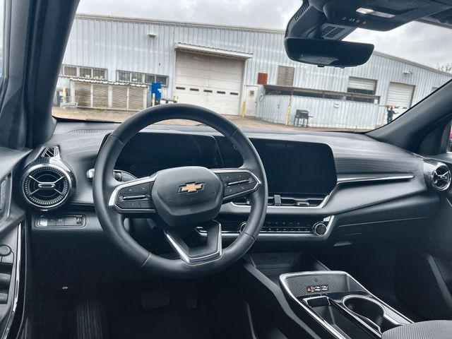 used 2025 Chevrolet Equinox car, priced at $23,500