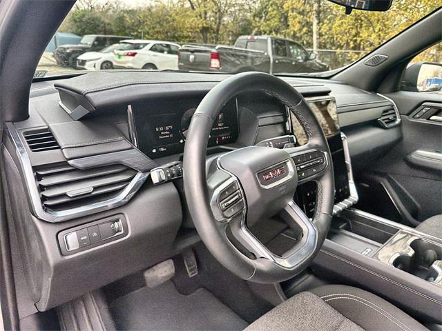 used 2025 GMC Acadia car, priced at $31,000