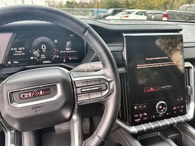 used 2025 GMC Acadia car, priced at $31,000