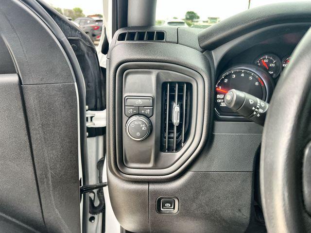 used 2024 Chevrolet Silverado 1500 car, priced at $32,000