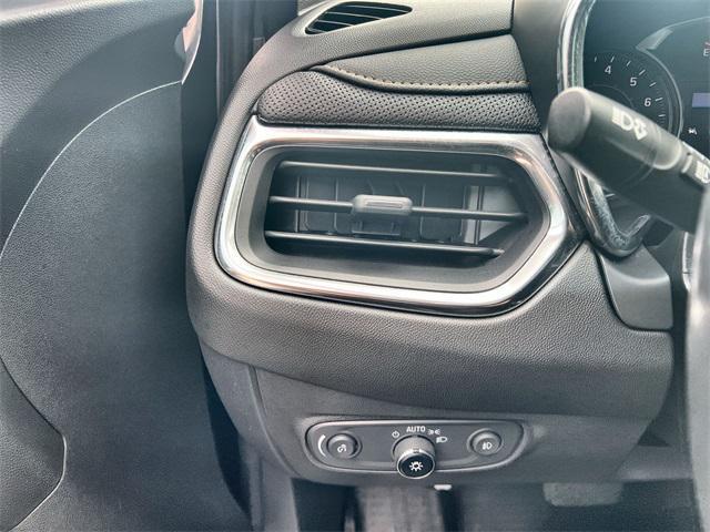 used 2022 Chevrolet Equinox car, priced at $23,000