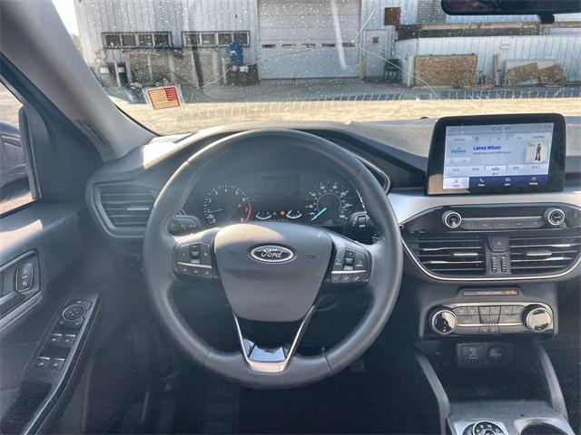 used 2022 Ford Escape car, priced at $17,233