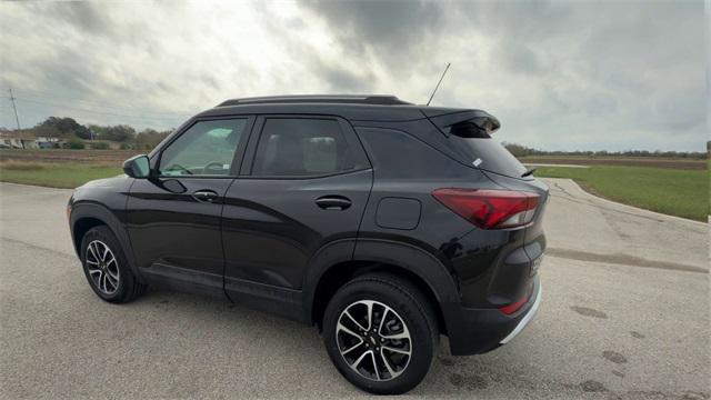 used 2025 Chevrolet TrailBlazer car, priced at $22,800