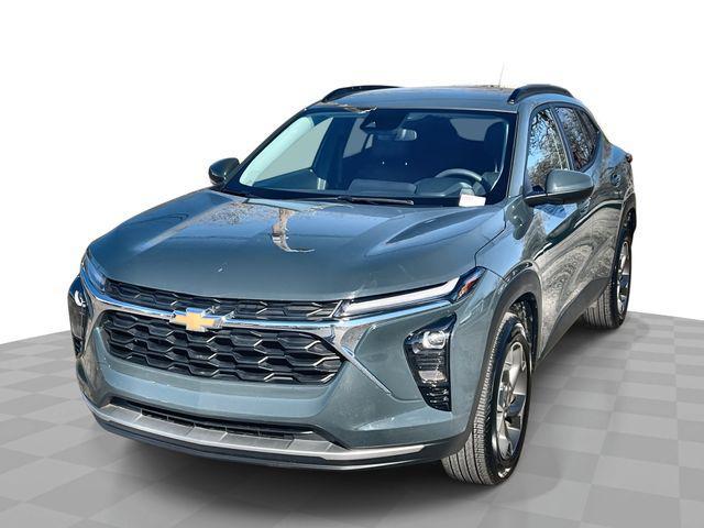 used 2025 Chevrolet Trax car, priced at $20,000
