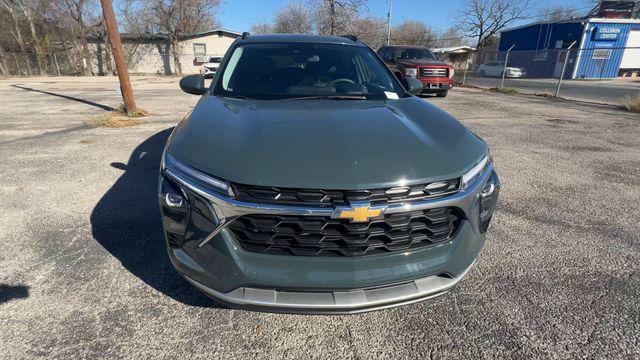 used 2025 Chevrolet Trax car, priced at $20,000