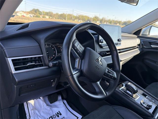 used 2024 Mitsubishi Outlander car, priced at $21,000