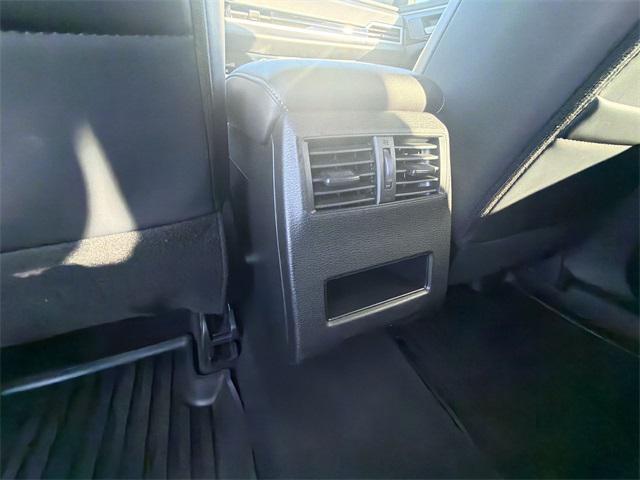 used 2024 Mitsubishi Outlander car, priced at $21,000