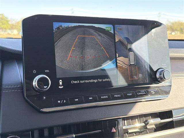 used 2024 Mitsubishi Outlander car, priced at $21,000