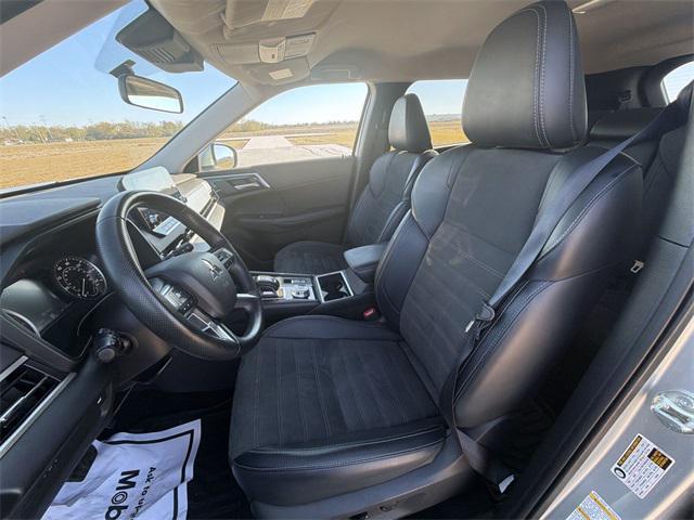 used 2024 Mitsubishi Outlander car, priced at $21,000
