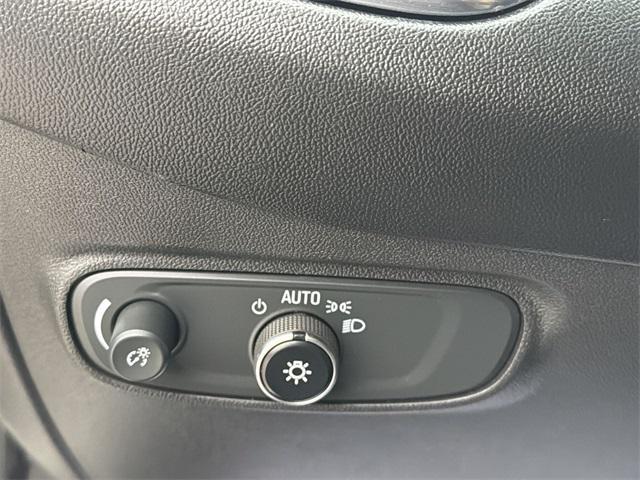 used 2020 Chevrolet Equinox car, priced at $14,000