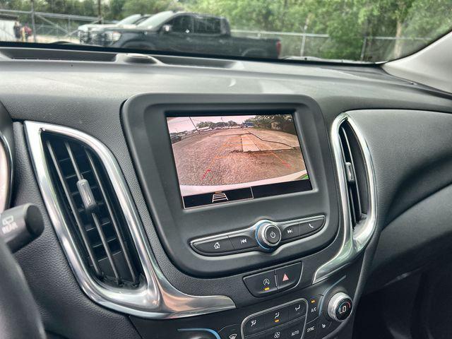 used 2022 Chevrolet Equinox car, priced at $17,000