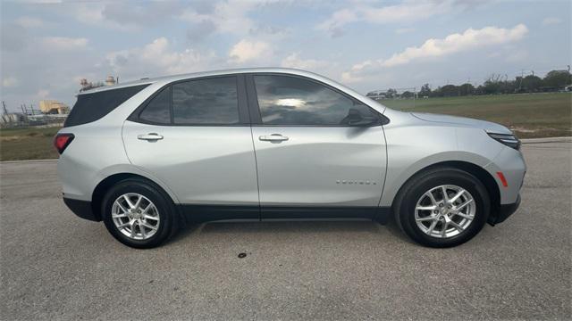used 2022 Chevrolet Equinox car, priced at $18,000