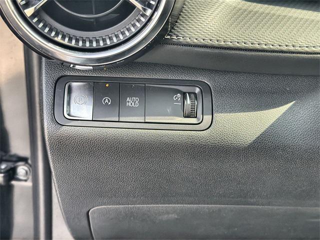 used 2025 Chevrolet Equinox car, priced at $26,000