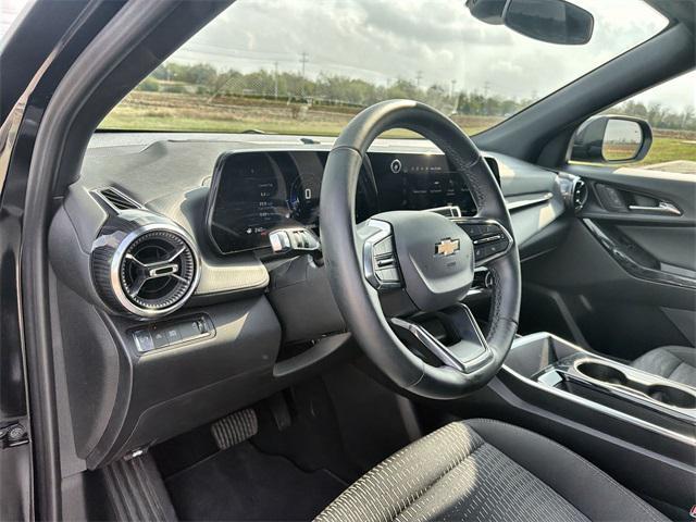 used 2025 Chevrolet Equinox car, priced at $26,000
