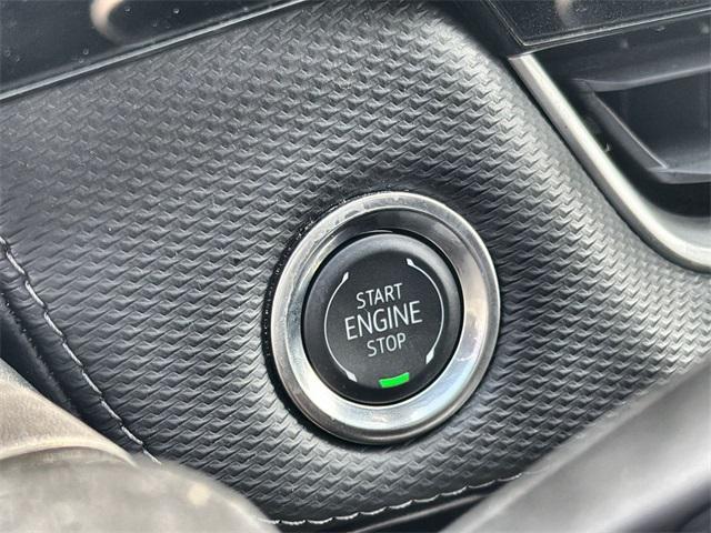 used 2025 Chevrolet Equinox car, priced at $26,000