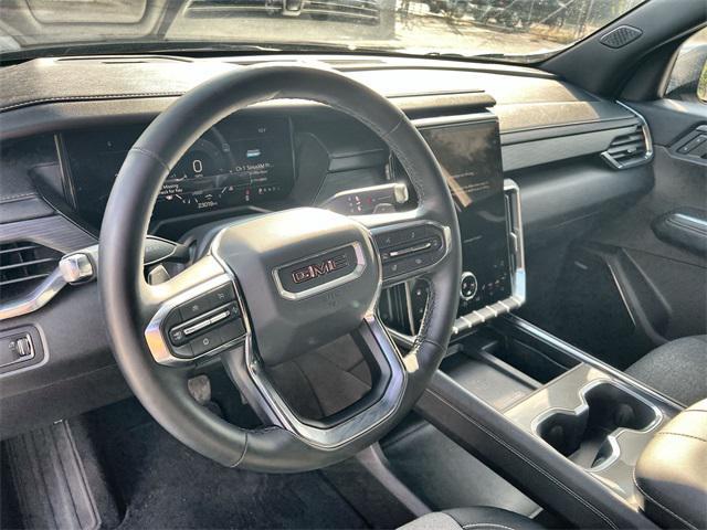 used 2025 GMC Acadia car, priced at $30,000