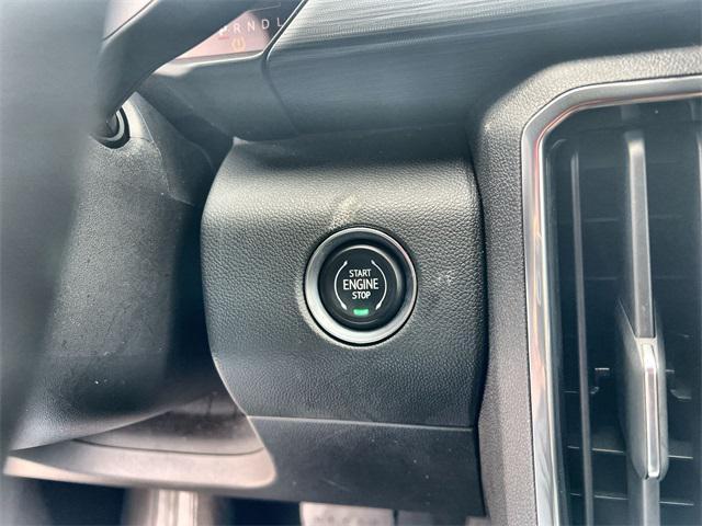 used 2025 GMC Acadia car, priced at $33,000