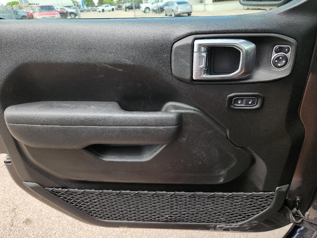 used 2025 Jeep Wrangler car, priced at $39,220