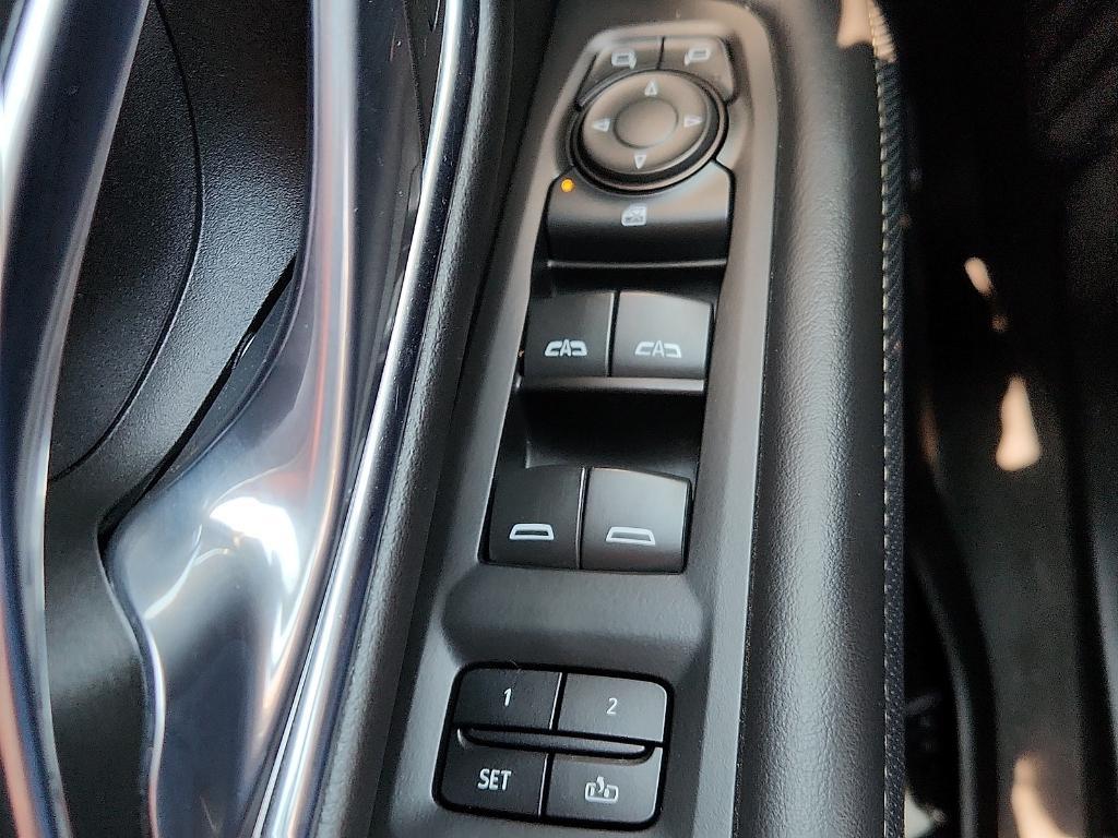 used 2023 GMC Yukon car, priced at $54,220