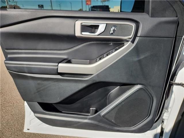 used 2024 Ford Explorer car, priced at $30,995