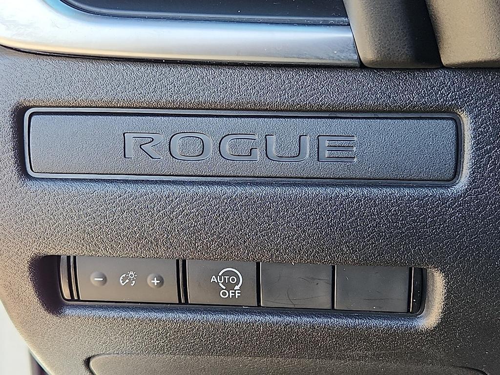 used 2024 Nissan Rogue car, priced at $23,995