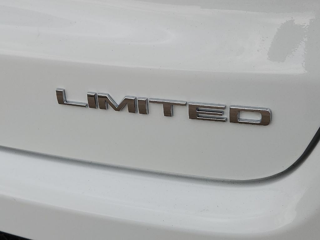 new 2026 Jeep Compass car, priced at $33,057