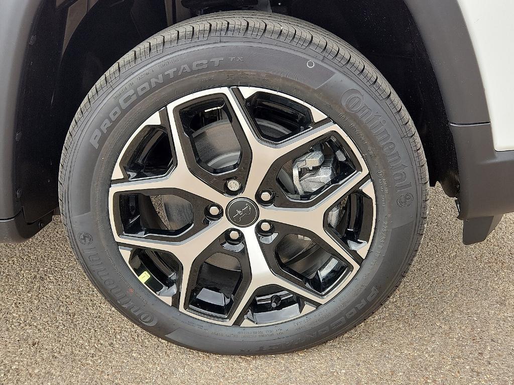 new 2026 Jeep Compass car, priced at $33,057