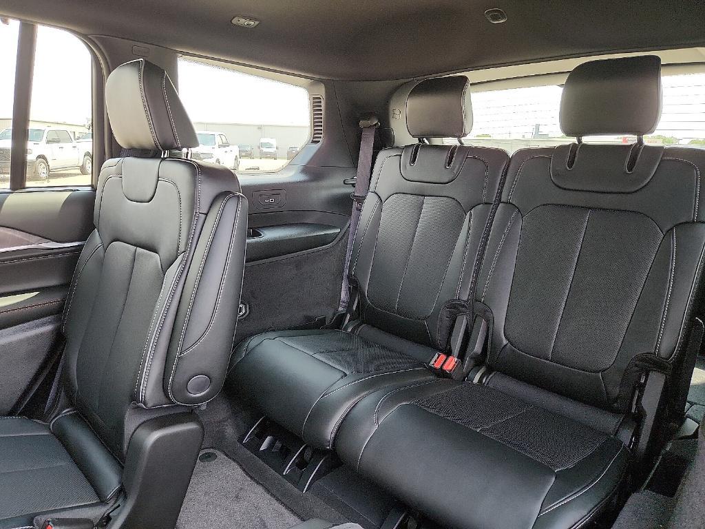 new 2025 Jeep Grand Cherokee L car, priced at $58,850