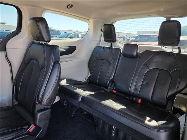 used 2024 Chrysler Pacifica car, priced at $29,995