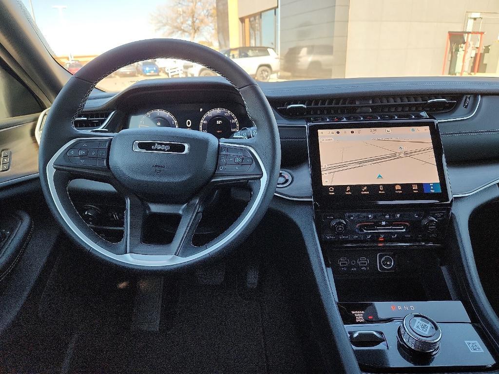 new 2025 Jeep Grand Cherokee L car, priced at $51,900