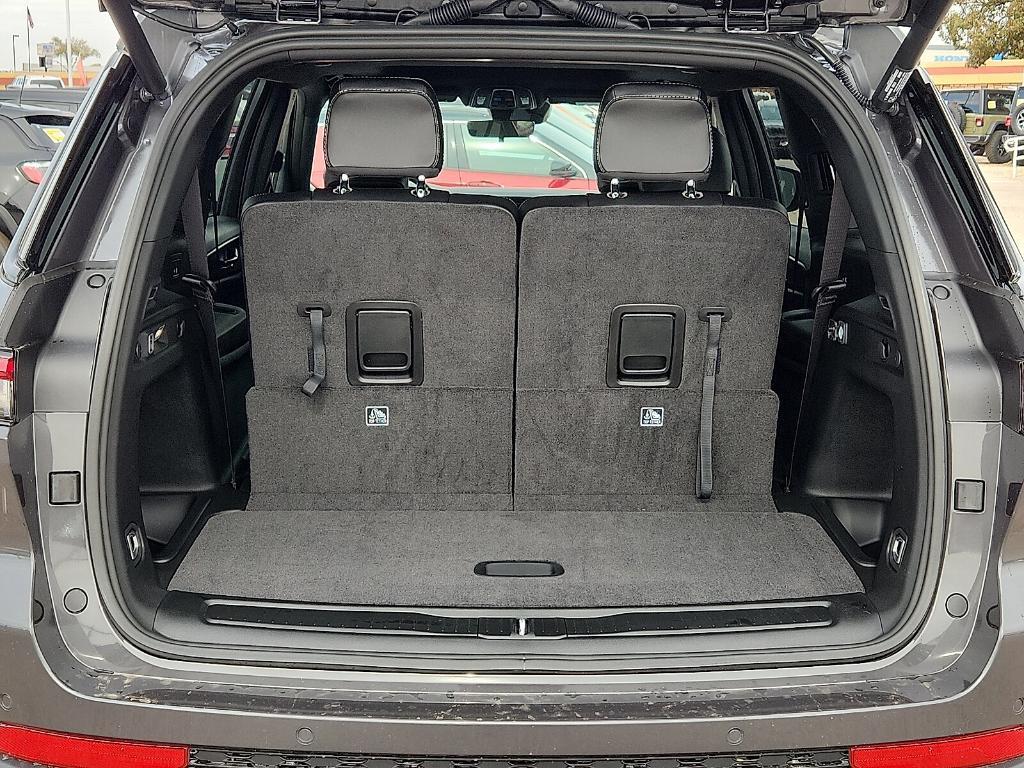 new 2025 Jeep Grand Cherokee L car, priced at $42,734