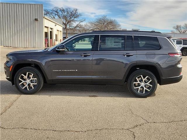 new 2025 Jeep Grand Cherokee L car, priced at $49,553