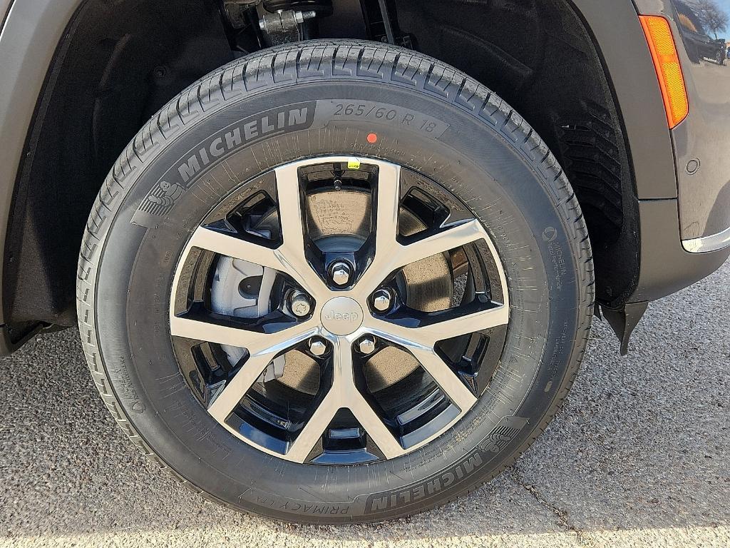 new 2025 Jeep Grand Cherokee L car, priced at $49,900