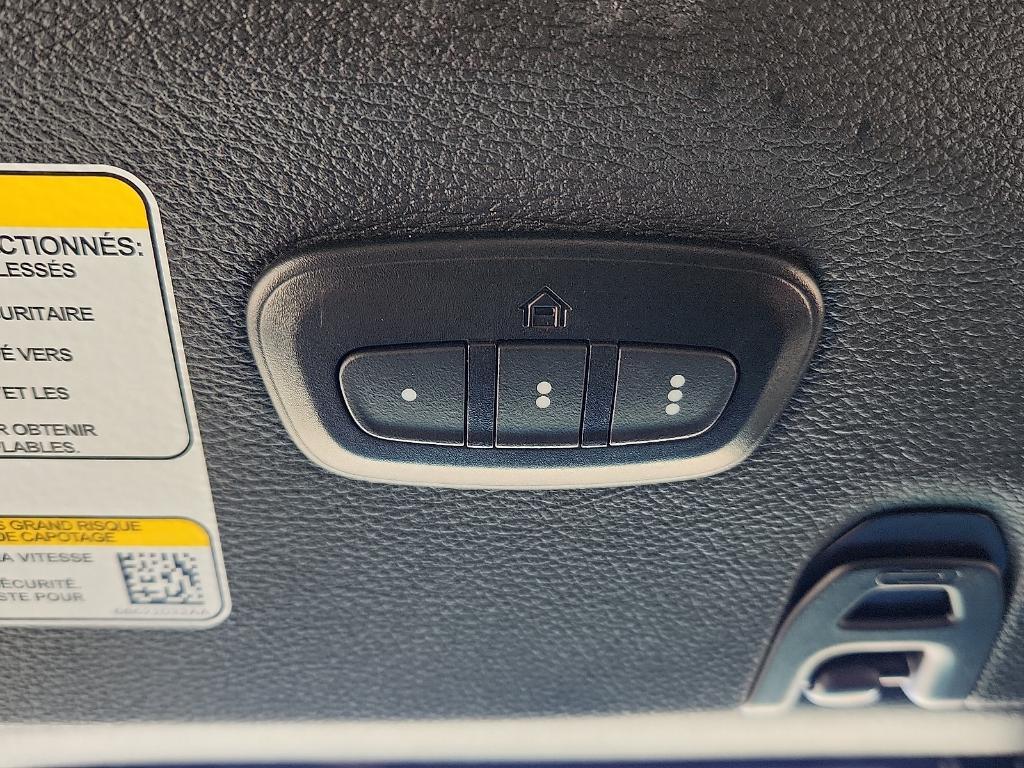new 2025 Jeep Gladiator car, priced at $50,375