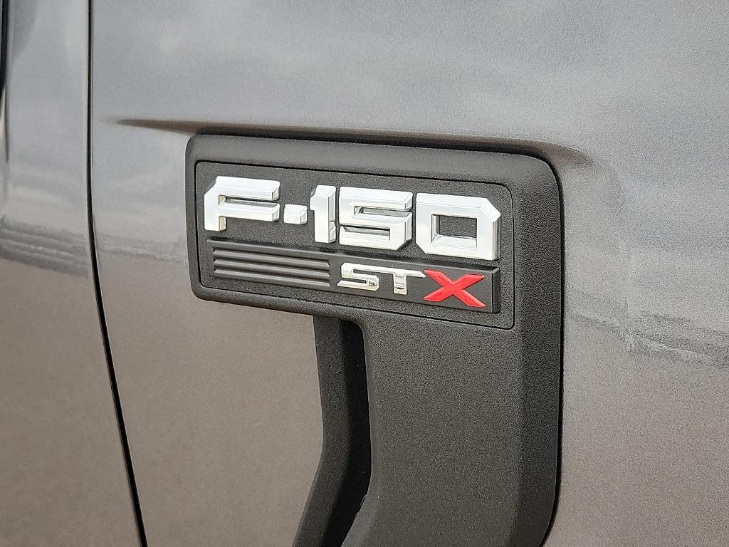 used 2022 Ford F-150 car, priced at $39,995
