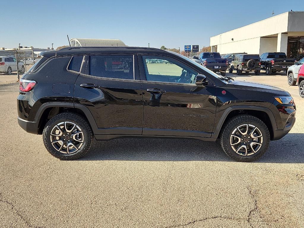new 2026 Jeep Compass car, priced at $34,124