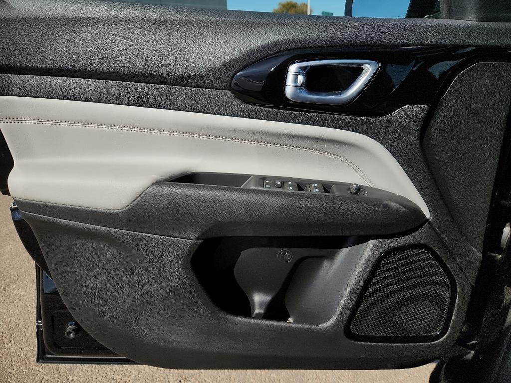 new 2026 Jeep Compass car, priced at $33,634