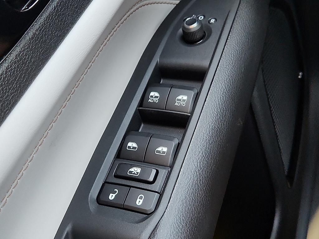 new 2026 Jeep Compass car, priced at $33,634