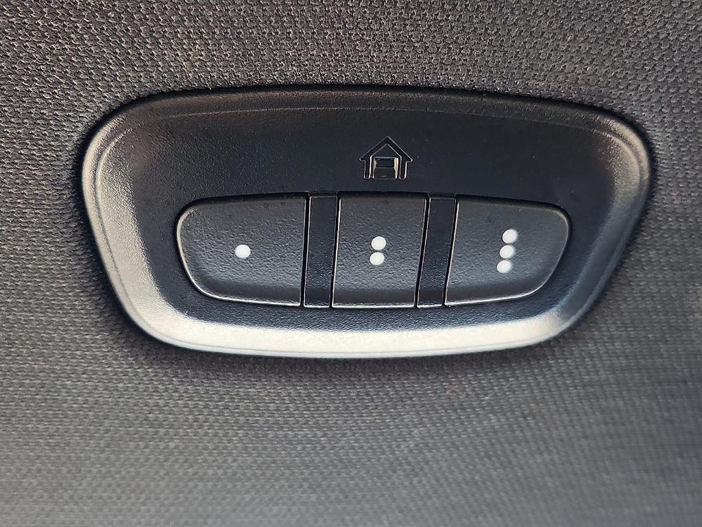 used 2025 Ram 1500 car, priced at $43,995