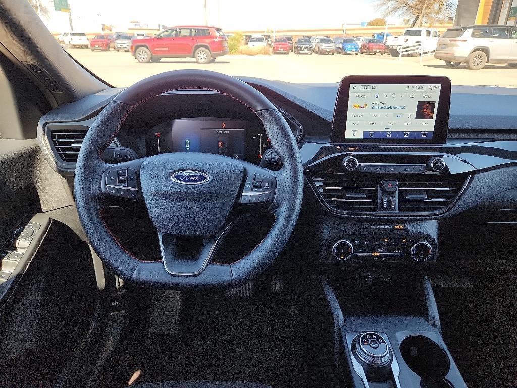 used 2025 Ford Escape car, priced at $26,995
