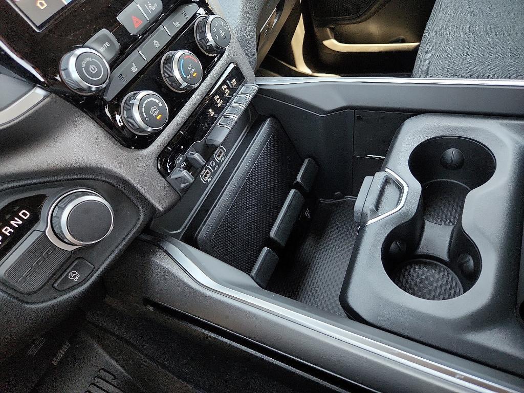 new 2026 Ram 1500 car, priced at $48,372