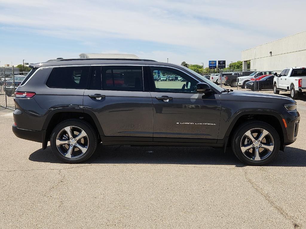 new 2026 Jeep Grand Cherokee L car, priced at $53,689