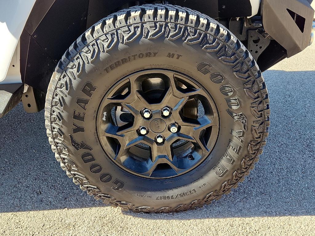 used 2023 Jeep Gladiator car, priced at $34,995